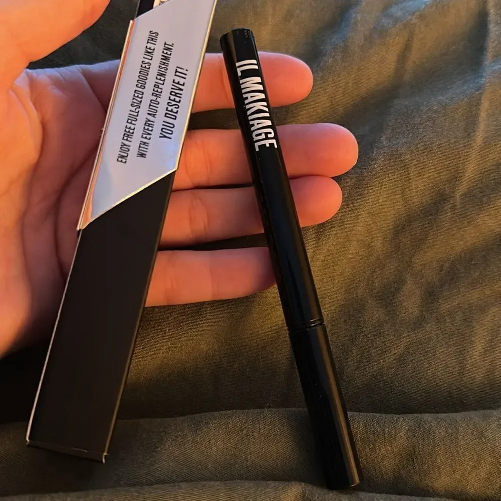 NIB Il Makiage Inkliner 1.2 ml
